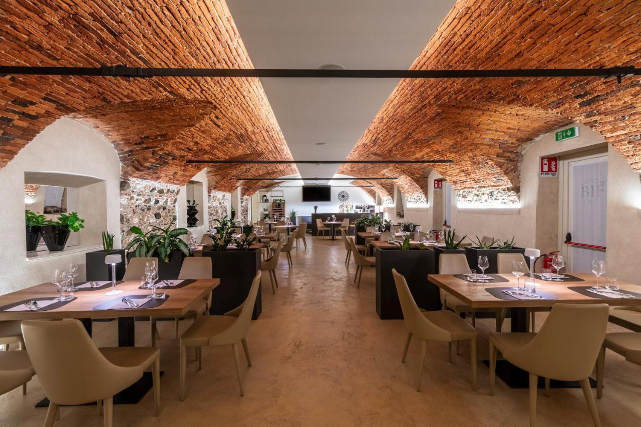 Hotel Villa I Pini 말로 외부 사진